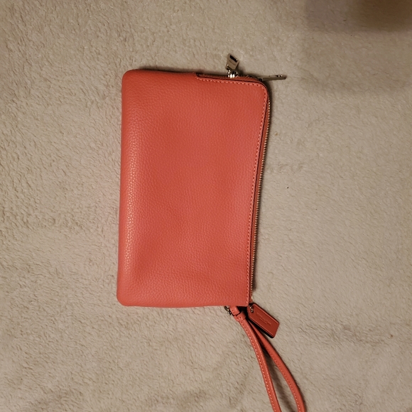 Coach wristlet wallet - Picture 3 of 3